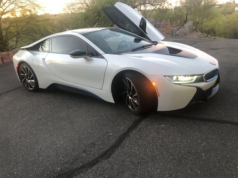 BMW i8